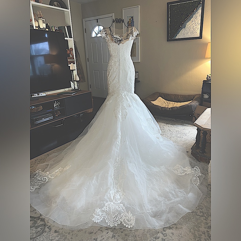 Mermaid wedding gown